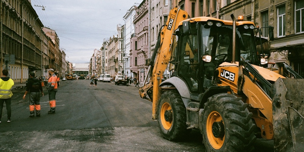 Hot Asphalt Paving